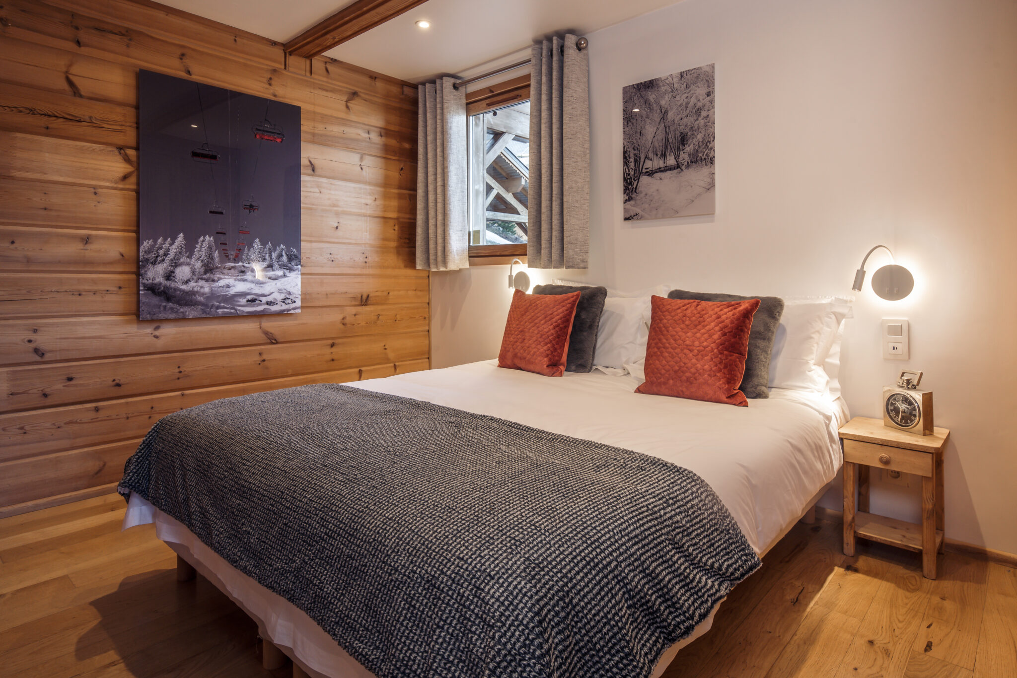 Catered Ski Chalets In La Tania (Sophie) - Alpine Escape